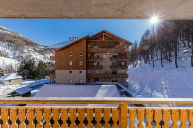 Les Terrasses de Labrau- les chalets du Verdon Allos Extérieur photo